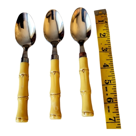 Vintage Bamboo Handled Spoons Set of 7 Stainless Steele - Picture 3 of 3